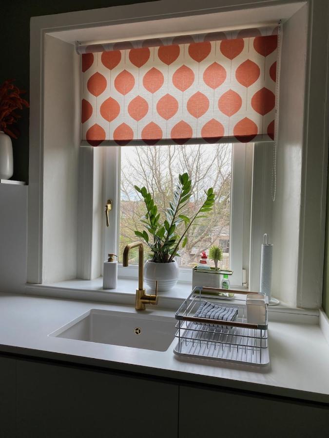 Arbroath Luxury Apartment In Mcm Style エクステリア 写真